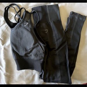 GYMSHARK ULTRA SEAMLESS LEGGINGS AND SPORTS BRA